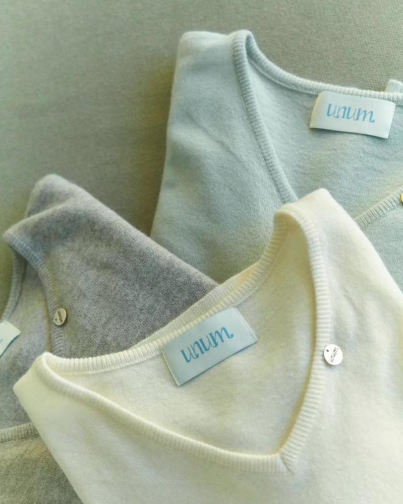 봄 Crazy sale[전컬러당일]Unum 24ss 캐시미어 긴팔 브이 니트