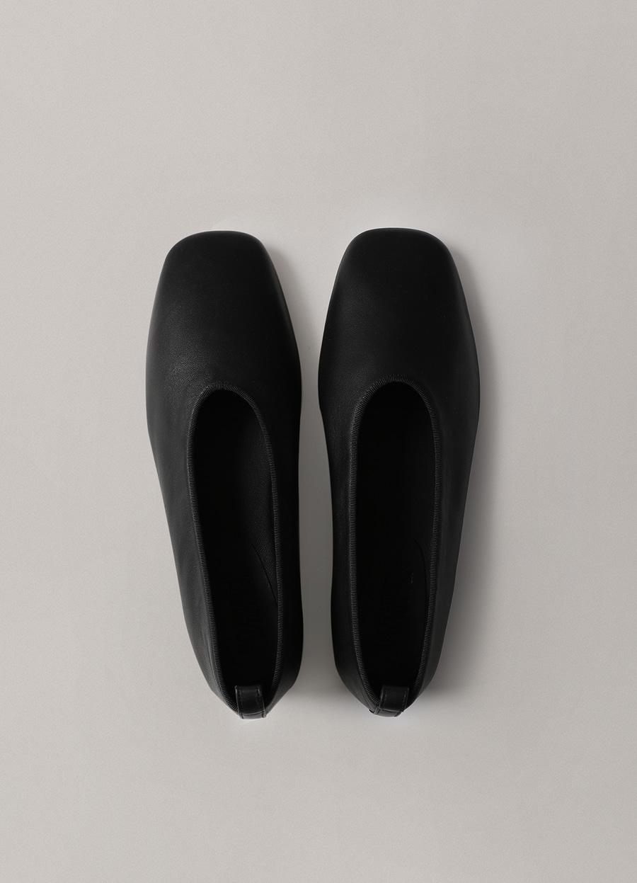 Plain flat shoes (Black)