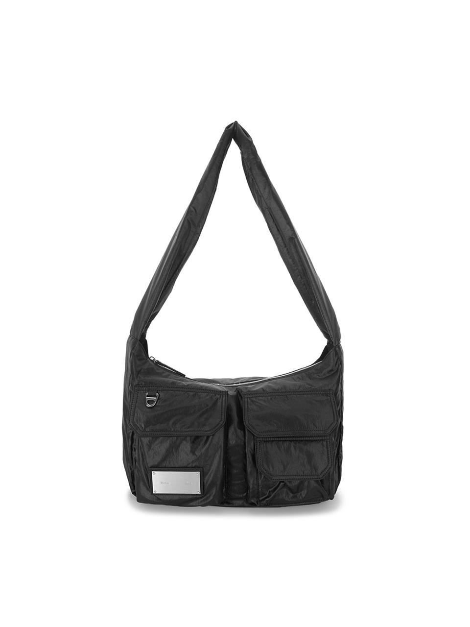BIG PADDING CARGO BAG IN BLACK
