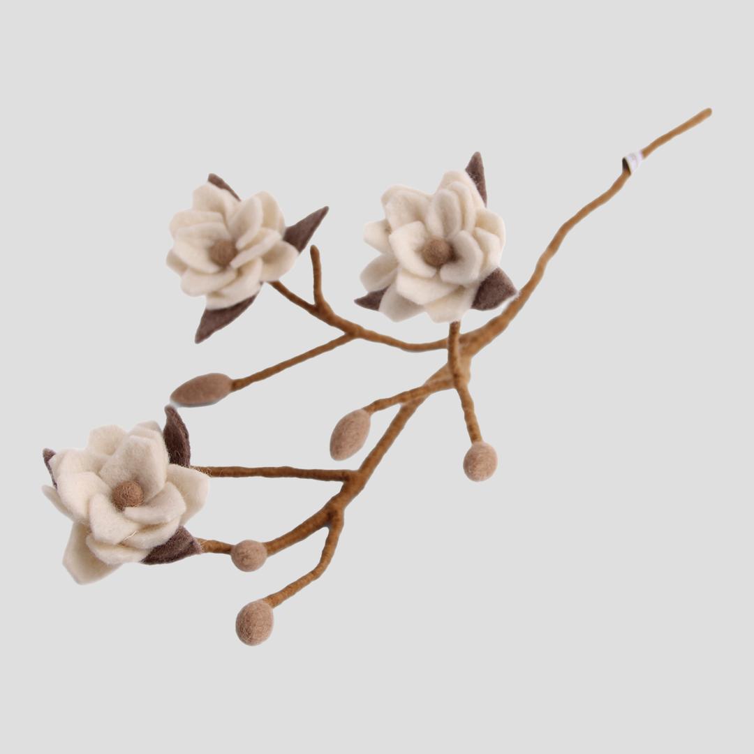 브랜치 위드 매그놀리아 브랜치 위드 화이트 플라워