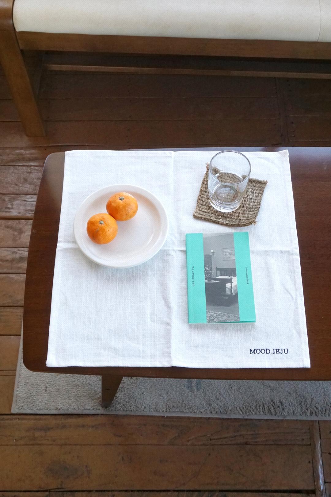 MOOD) LINNEN TABLE MAT