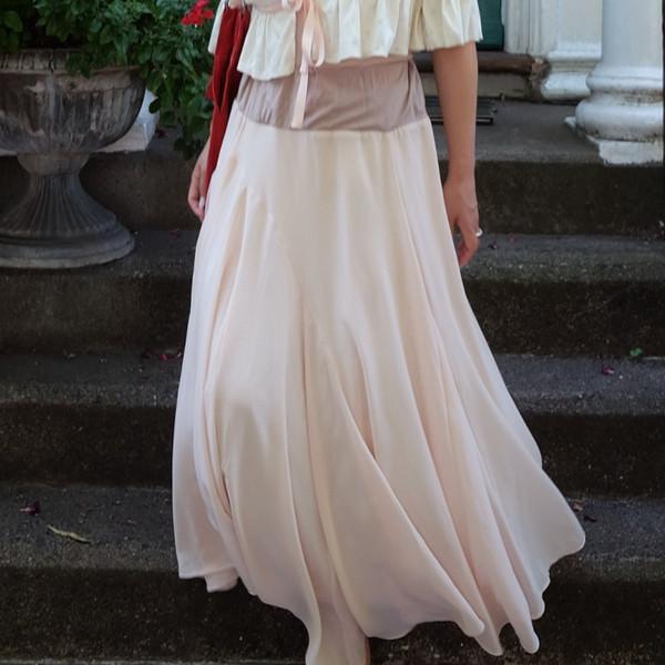 누드 패널 스커트