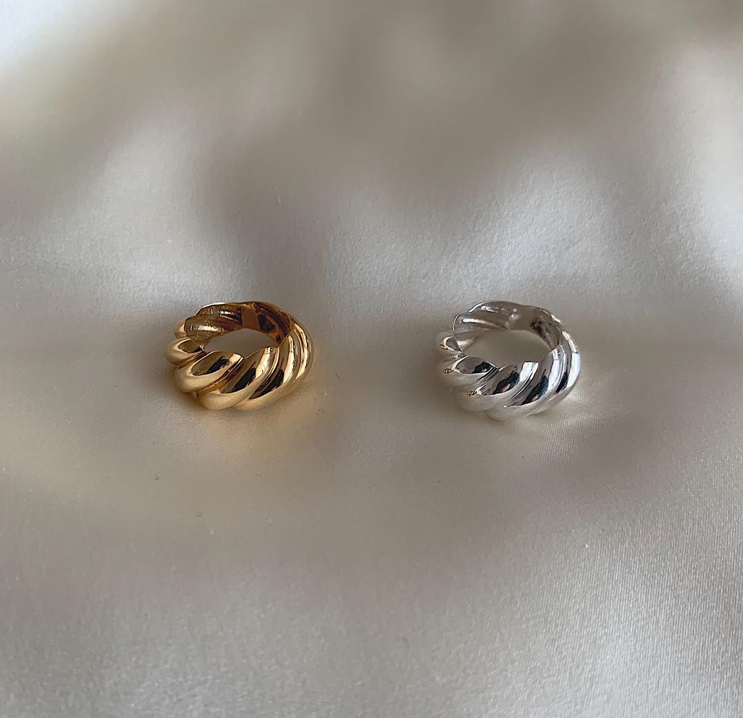 Shell twist ring
