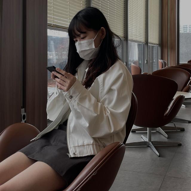 오데사 숏 래글런 루즈핏 여성 블루종
