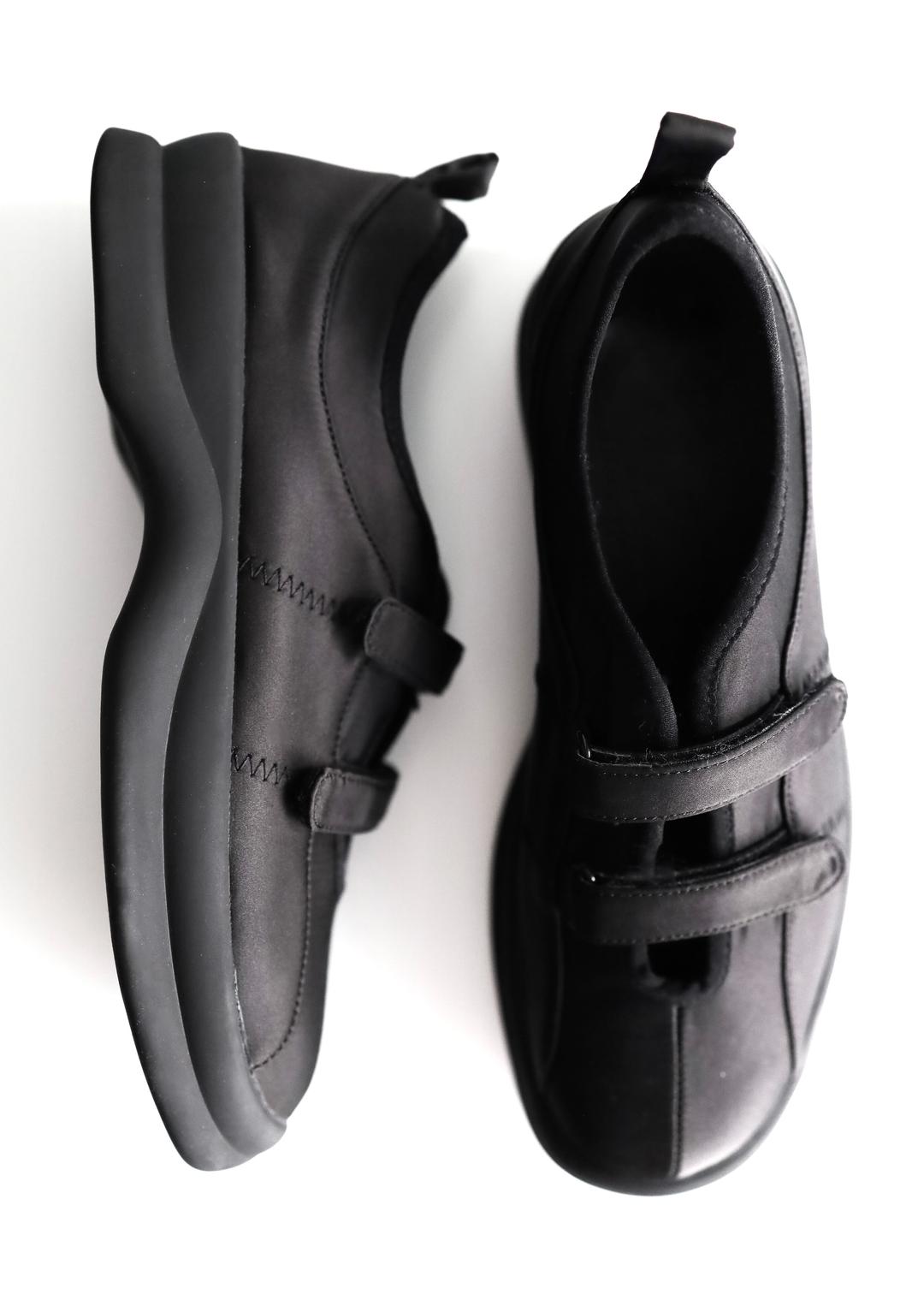 twin velcro sneakers