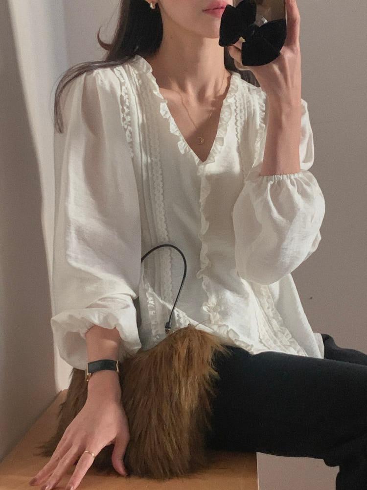 가을 겨울 브이넥 레이스 핀턱 프릴 블라우스 러빈데어