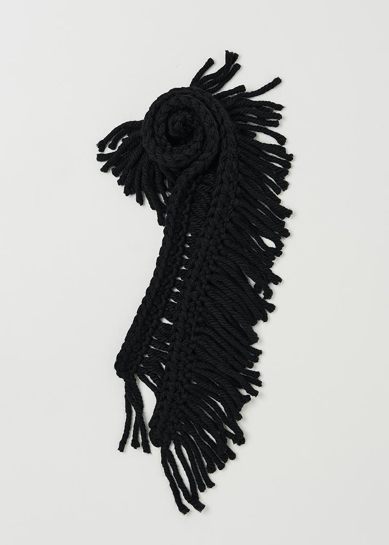 HANDMADE FRINGE SCARF IN BLACK