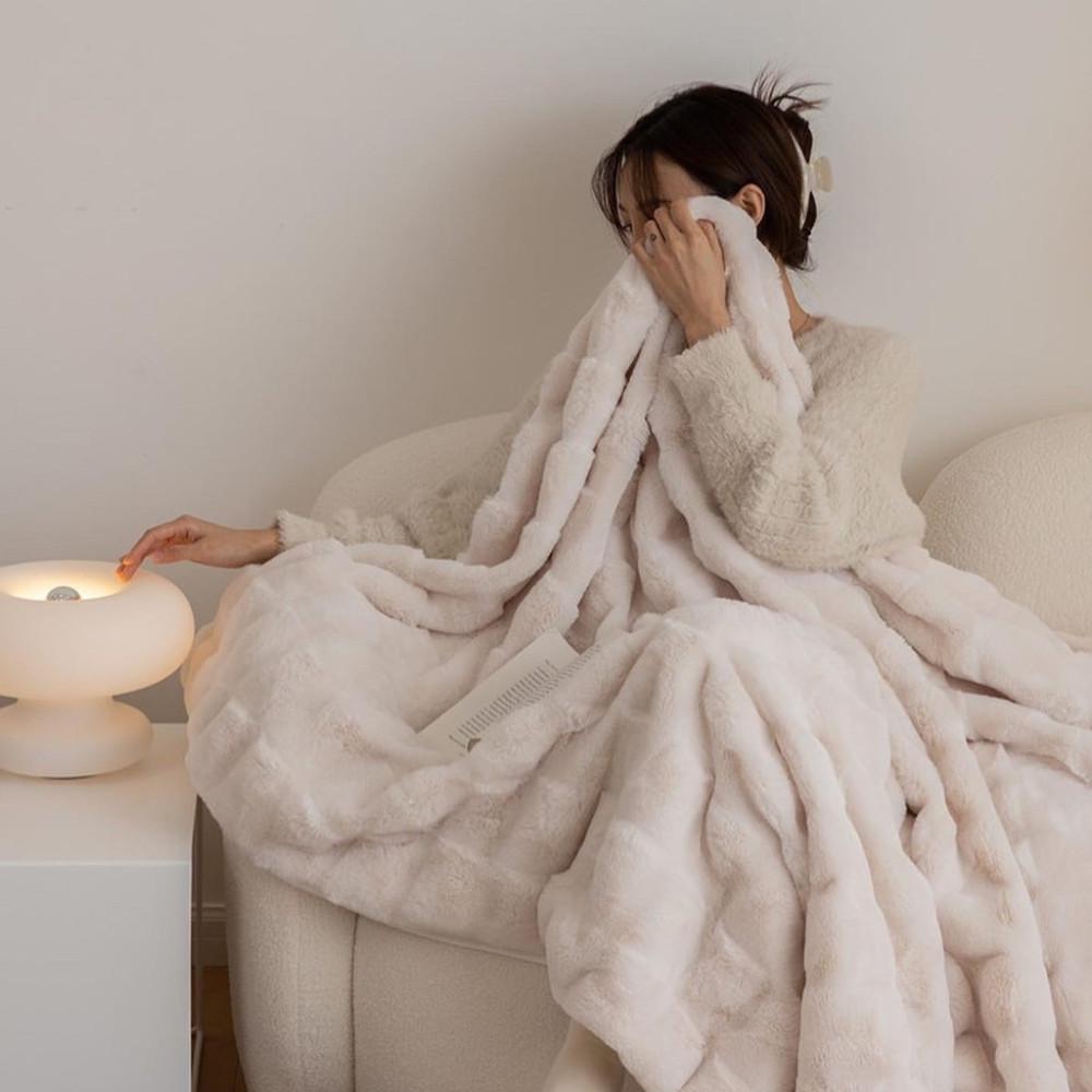 코지풀 젠틀 플러시 에코퍼 담요 페이크퍼 토끼털 밍크 블랭킷 극세사 대형 겨울 두꺼운담요