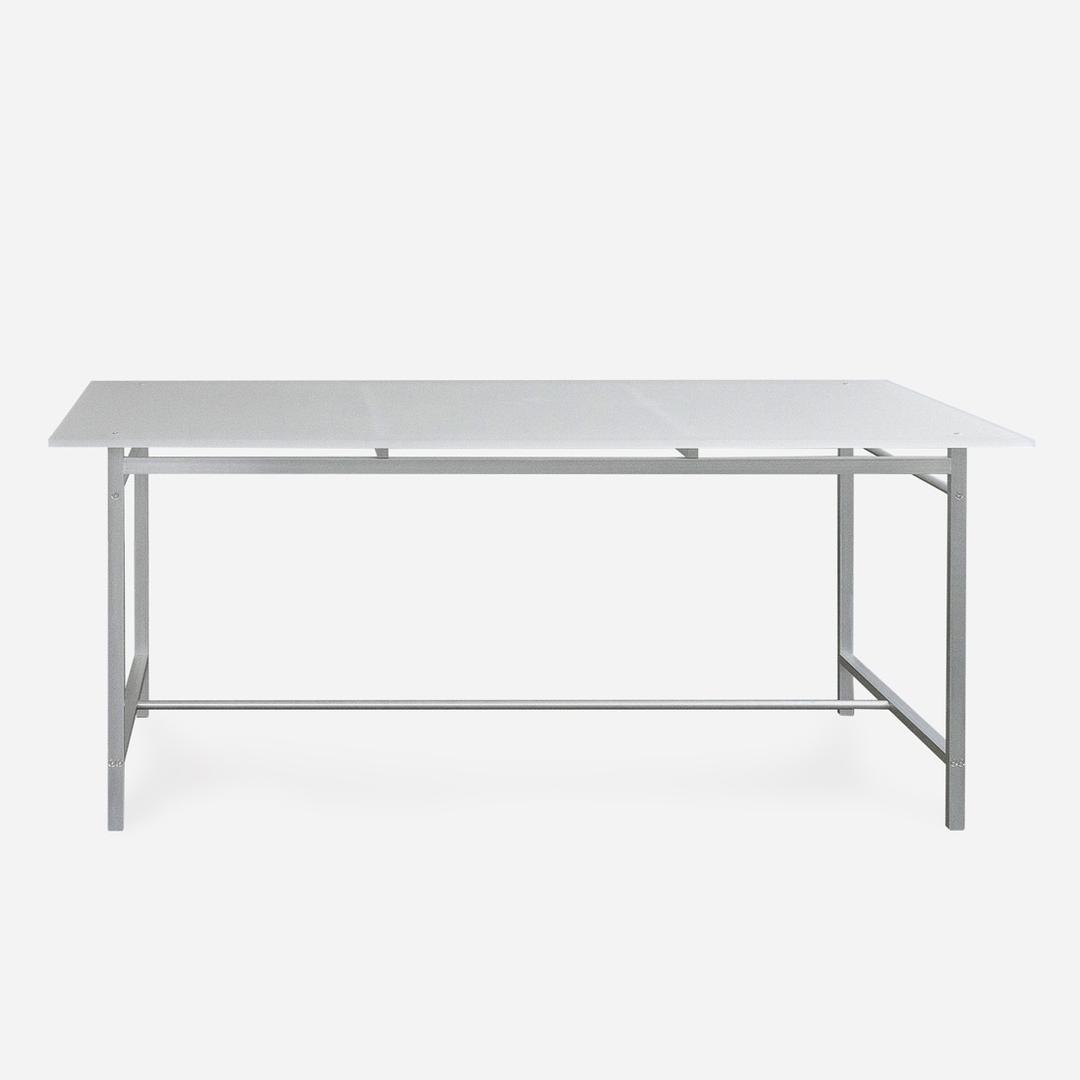 AC18 Table (aluminium + acrylic)