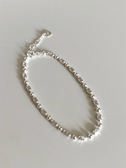 Egg ball bracelet