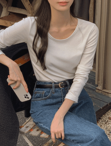 베니토 [4천장돌파][여리이너티♥/자켓속필수템👀][made] 에브리데이 여리골지 쫀쫀 슬림 베이직 티 (가을/간절기/데일리/간절기티/기본티/레이어드티/이너티/긴팔티/긴팔/데일리룩)