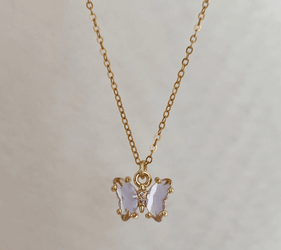 Hola Amor Estudios - Baby Butterfly Necklace