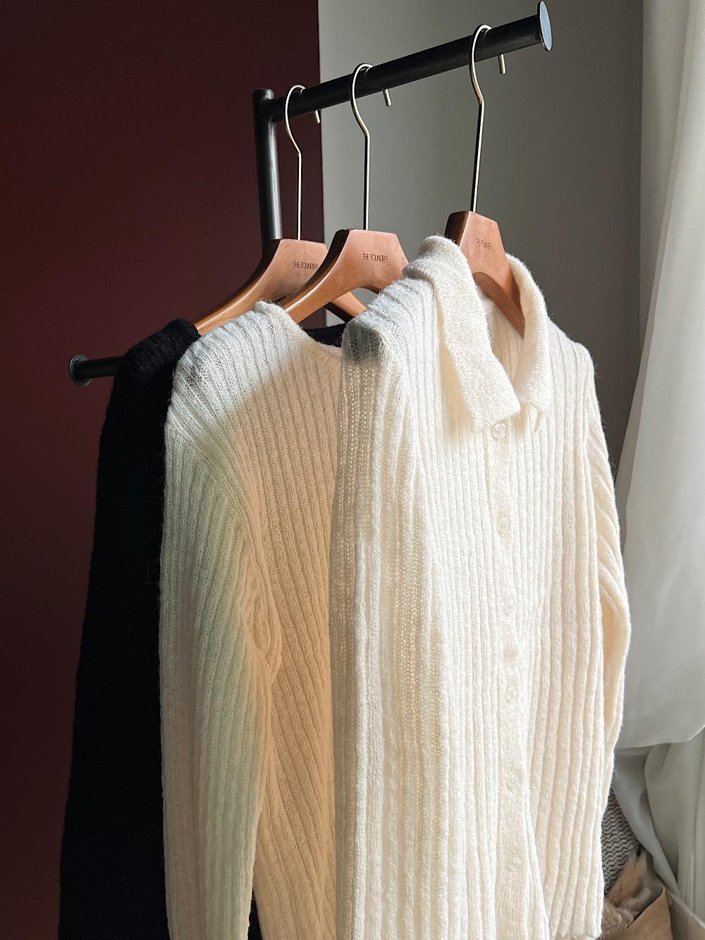 Wool Powder Burton Cara Cardigan / sold out