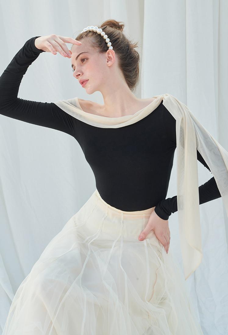Cliff Top (Black)