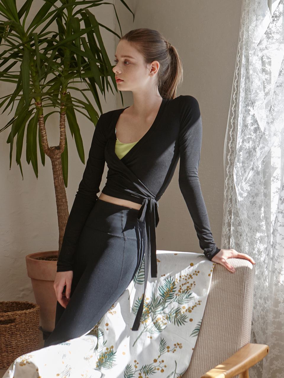 데비웨어 발레 스트랩 가디건 DEVI-T0048-블랙