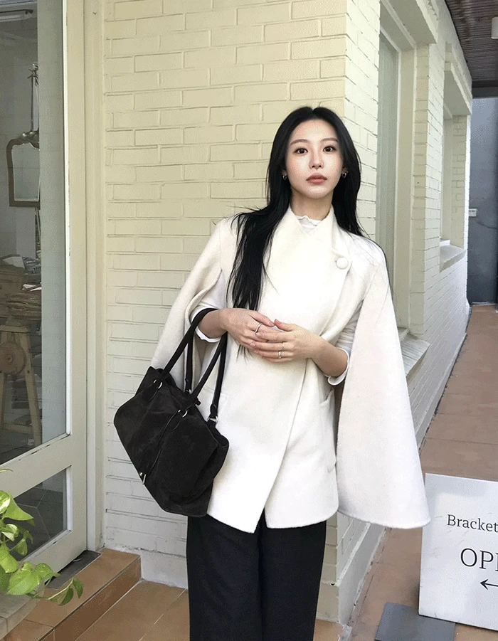무드 핸드메이드 케이프 코트