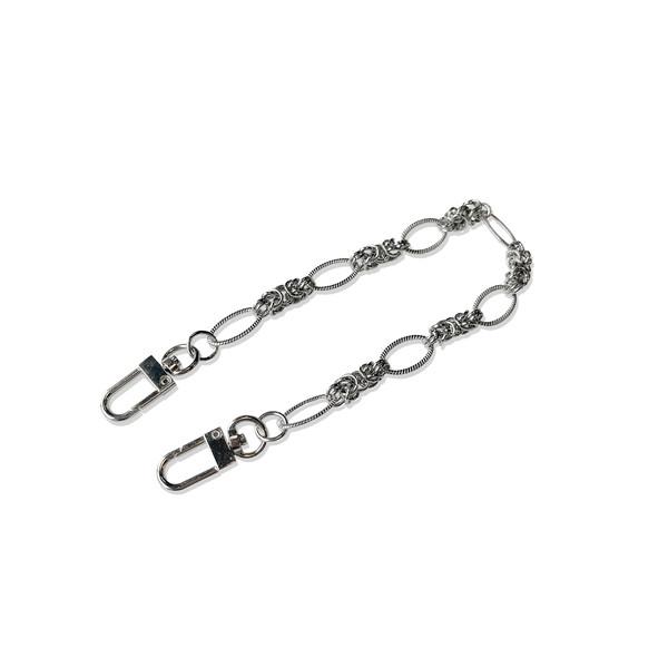 Bold chain bag charm