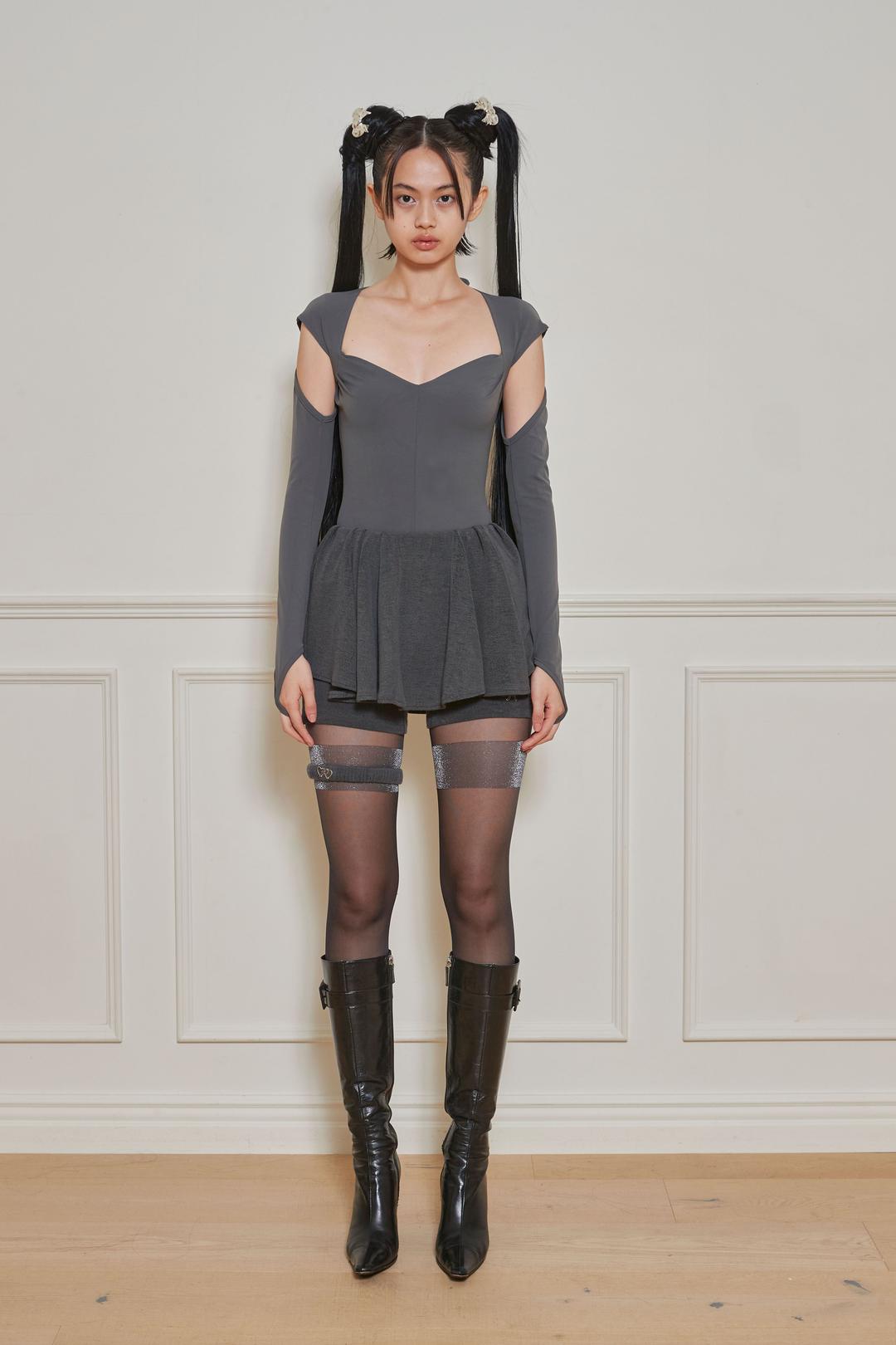 (22일 발송) Pull on Skort with Garter Band (Charcoal)