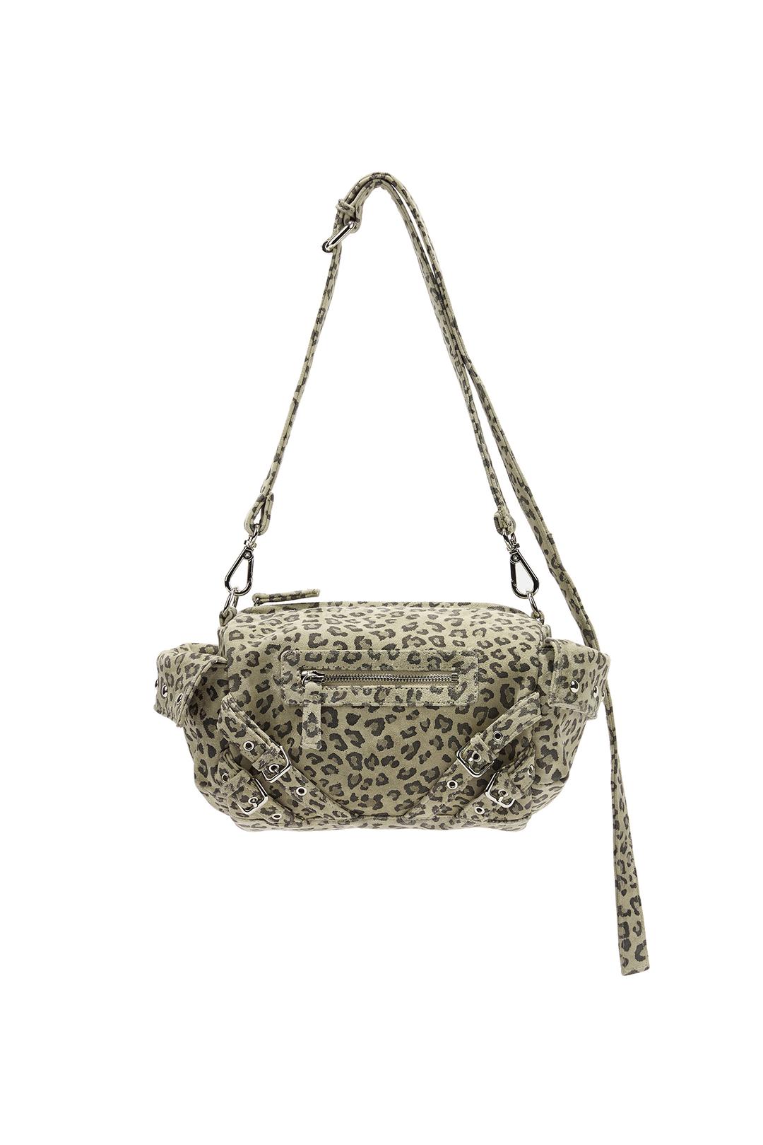 STUD POCKET BAG IN LEOPARD