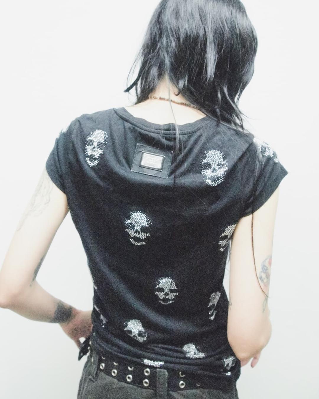 필립플레인 스컬 비즈 슬림핏 티셔츠 | 후루츠패밀리