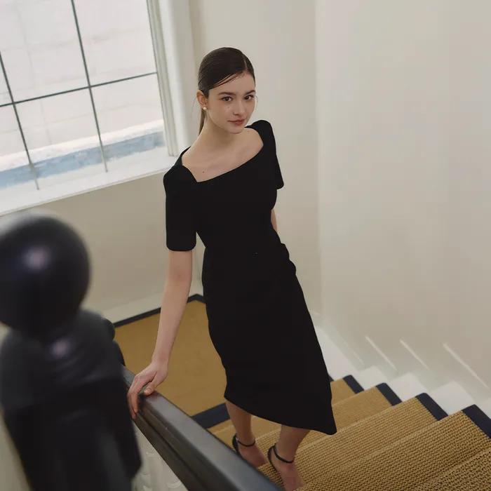 VICTORIA square neck h-line dress_BLACK