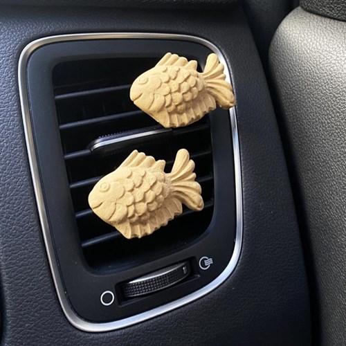 1+1 붕어빵 차량용 석고방향제