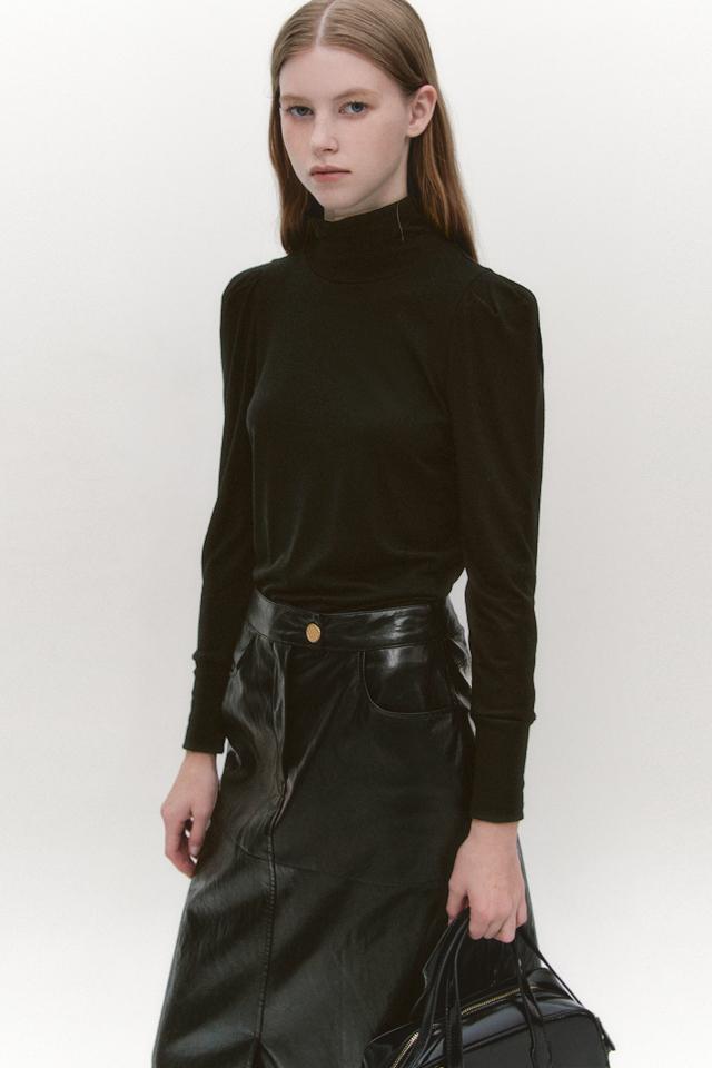 Puff Sleeves Turtleneck T-shirt BLACK [GBW7TS51BK]