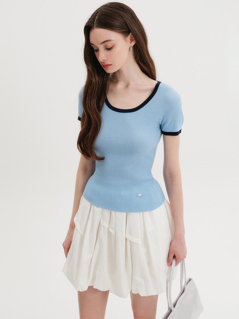 룩캐스트 칼린 컬러링 니트 탑_스카이 블루 / CARLYN COLORING KNIT TOP_SKY BLUE