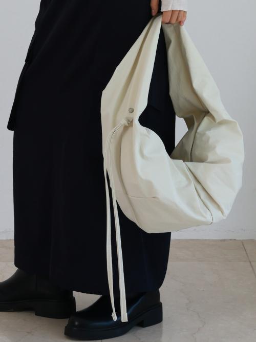 LUVIN BAG LARGE NYLON IVORY 러빈백 라지 나일론 아이보리