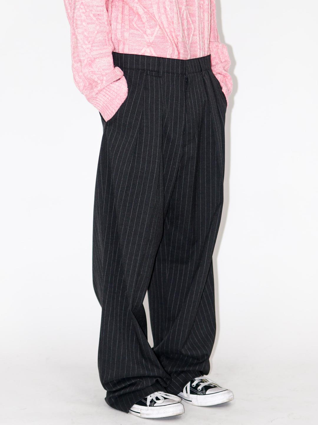 Unisex) Striped Slacks (black color)
