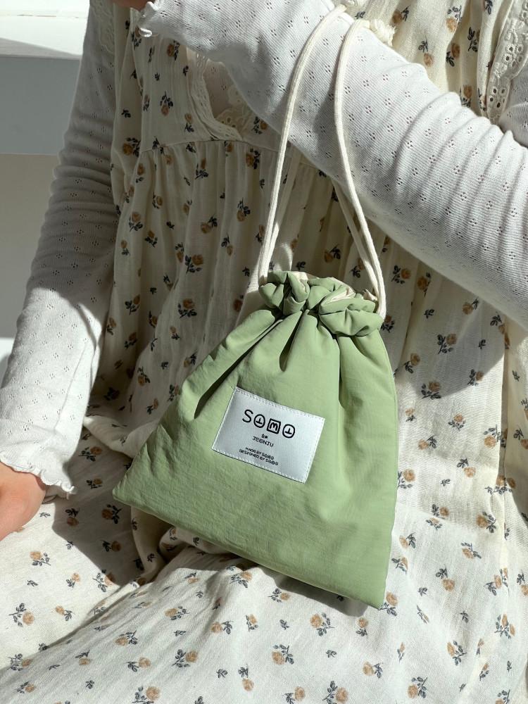 본딩 스트링 파우치(String pouch) 패딩 끈파우치