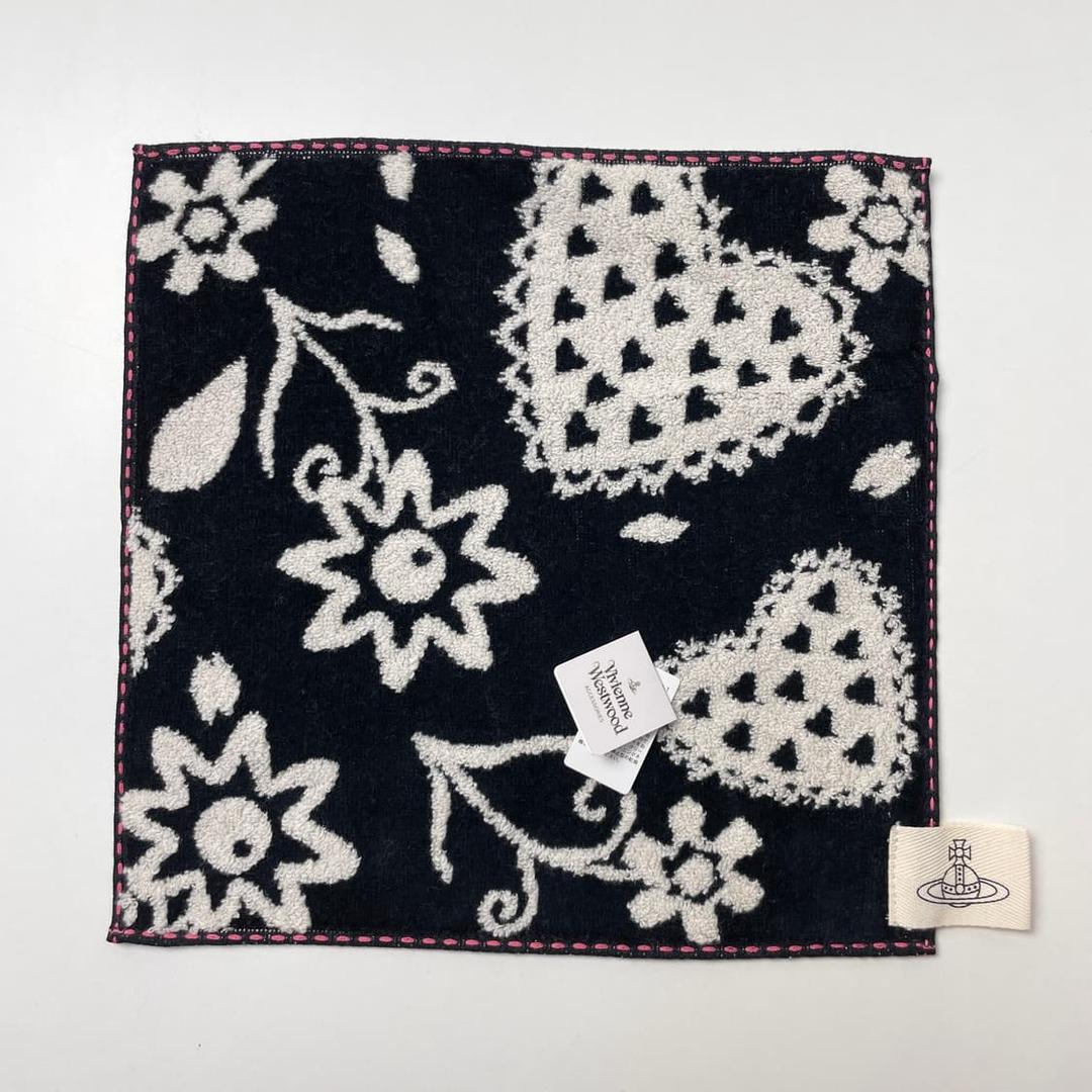 [새상품] 비비안웨스트우드 핸드 타월 손수건 플라워 | 후루츠패밀리