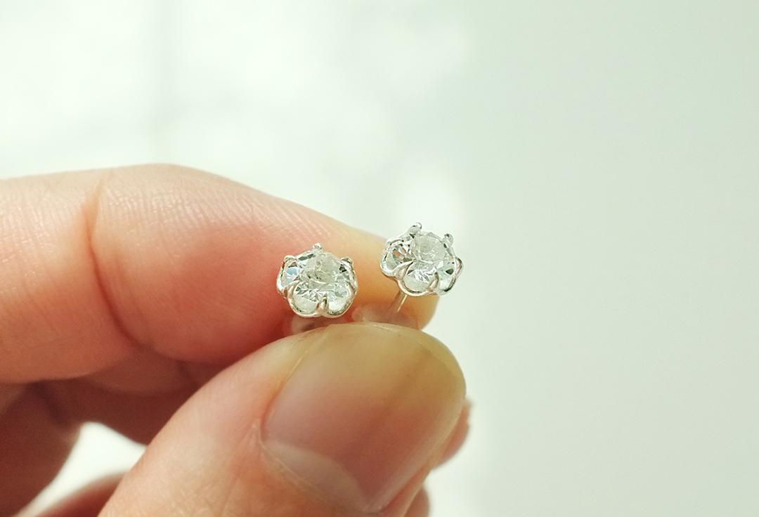 925 SILVER Swarovski crystal daily stud earrings