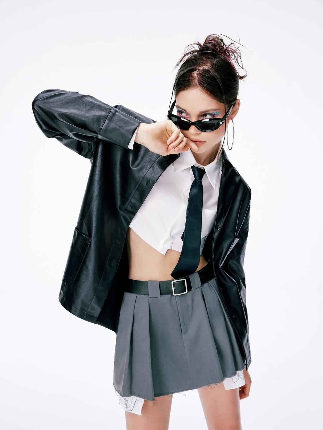 Gray Paint Pleated Mini Skirt With Belt
