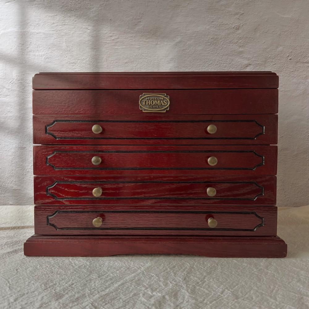 Cherry brown jewelry box