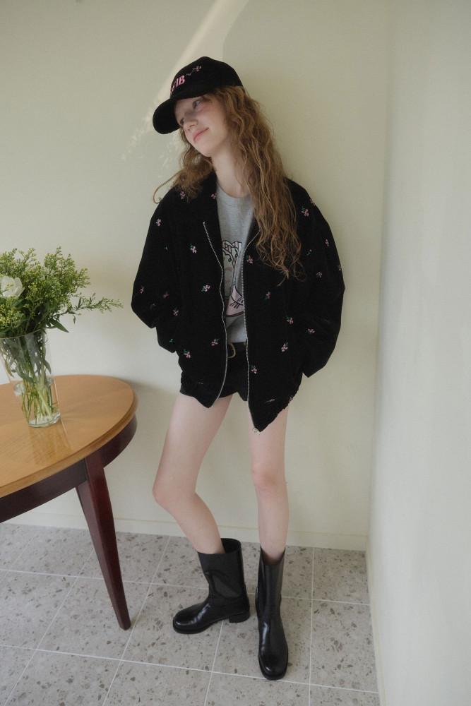 Floral Embroidery Oversized Blouson(black)