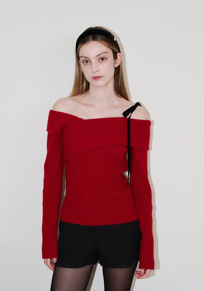 [예약발송 1/6] VELVET TIE OFF-SHOULDER KNIT-RED