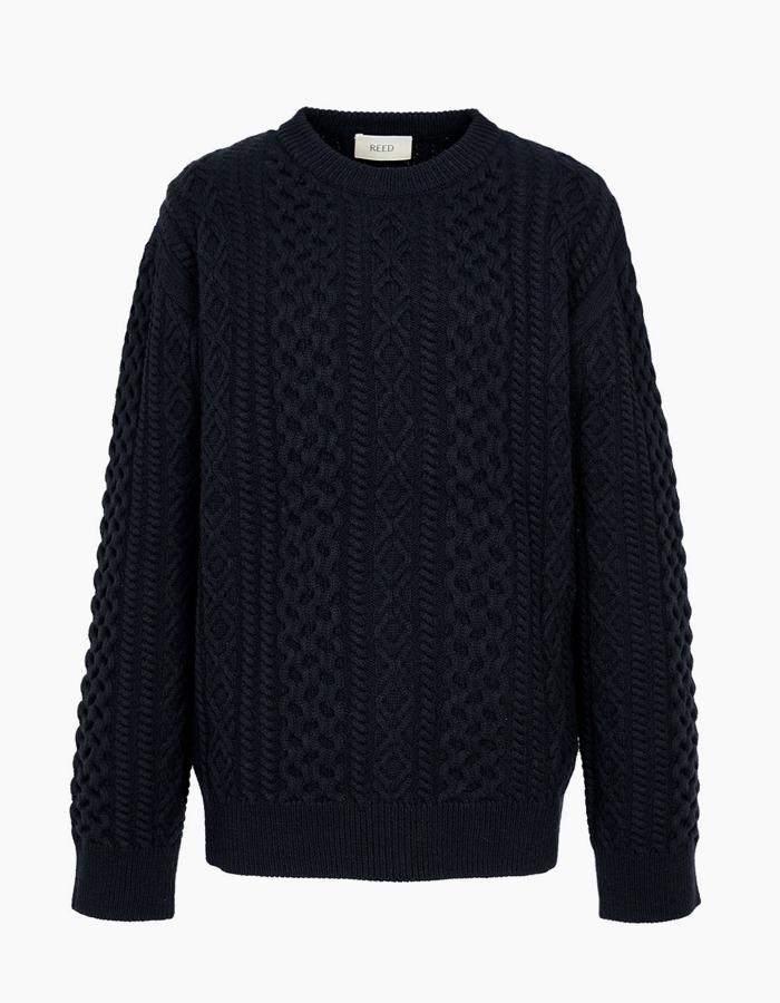 Bulky Cable R-neck Knit (Navy)