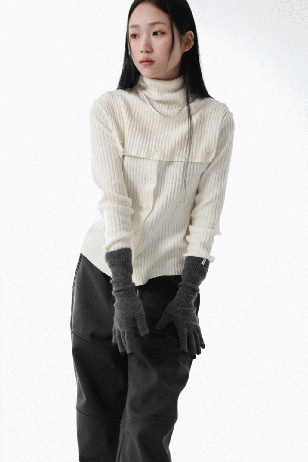 KATE POLA BUTTON GOLGI T