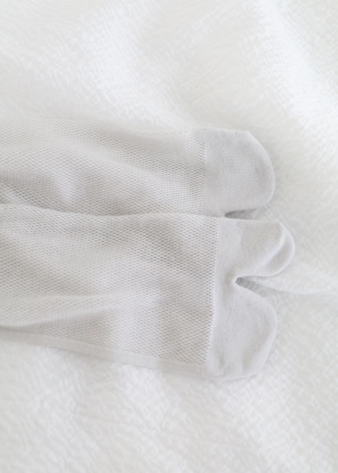 mesh tabi socks