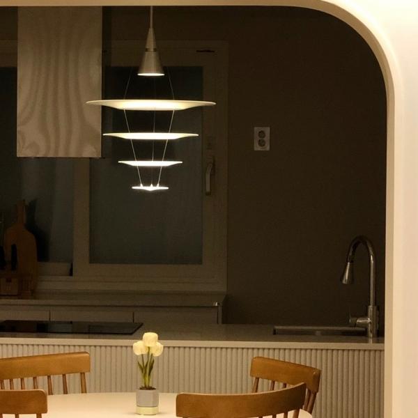 (3월특가) 루이스폴센 에니그마 Enigma 425 펜던트조명, 화이트 [1% 적립]