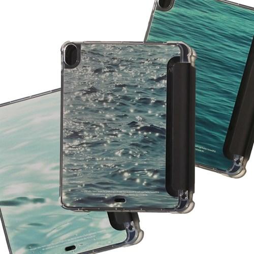 gleaming iPad case