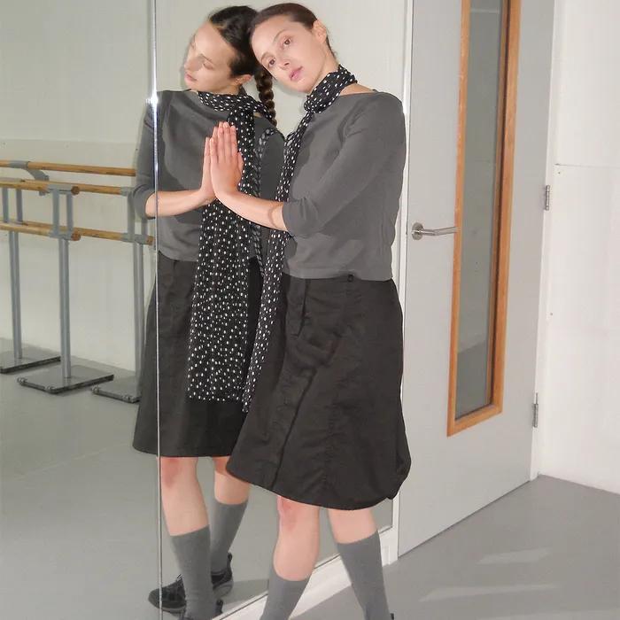 AUTUMN MIDI SKIRT BLACK