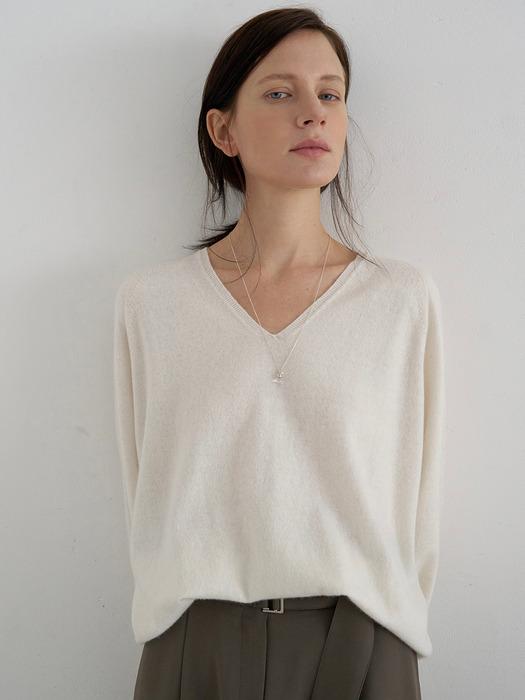 [단독] CASH MERINO V-NECK KNIT_IVORY_OE1C2MKN11IVY