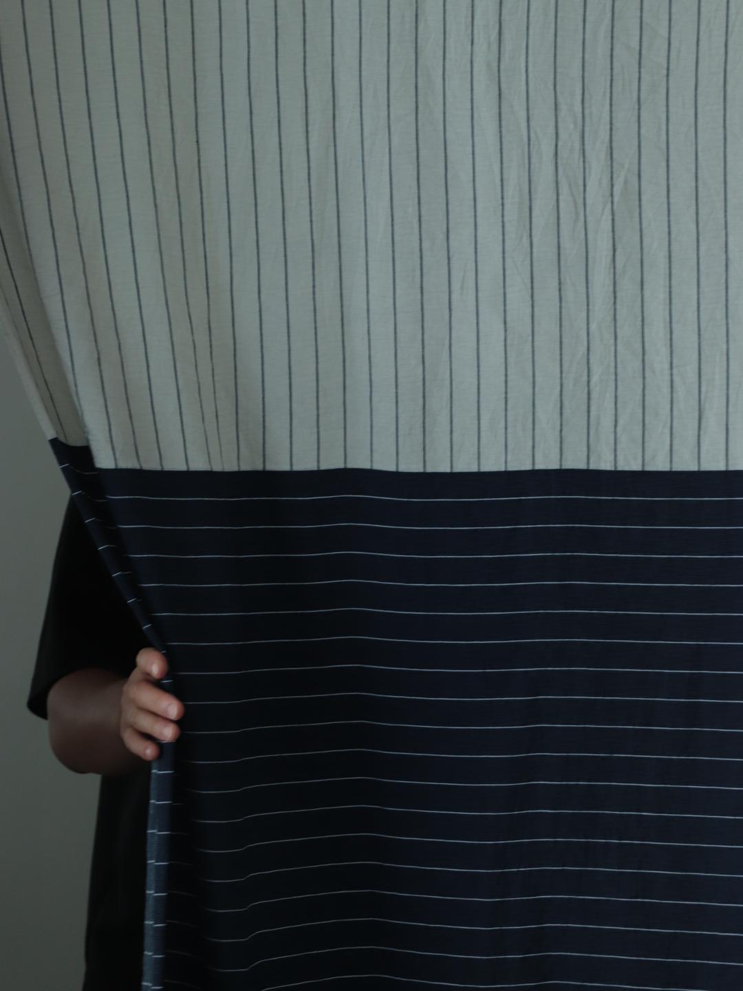 Stripe panel curtain