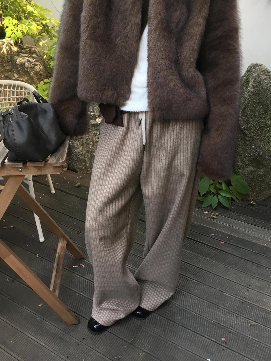 미엔느 [미엔느] sofy wool wide pants / 소피 울 와이드 팬츠 (2col)