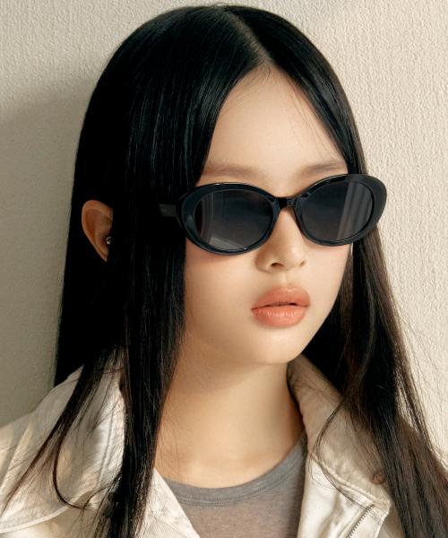 카린 크리스틴R C1