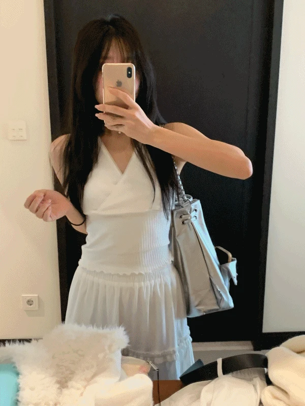 [ 포인트 이너🦢 ] 릴리 레이스 밴딩 슬리브리스