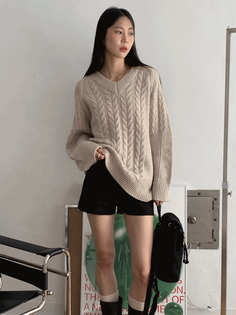 보카시 꽈배기 니트 롱 오버핏 브이넥 니트 원피스