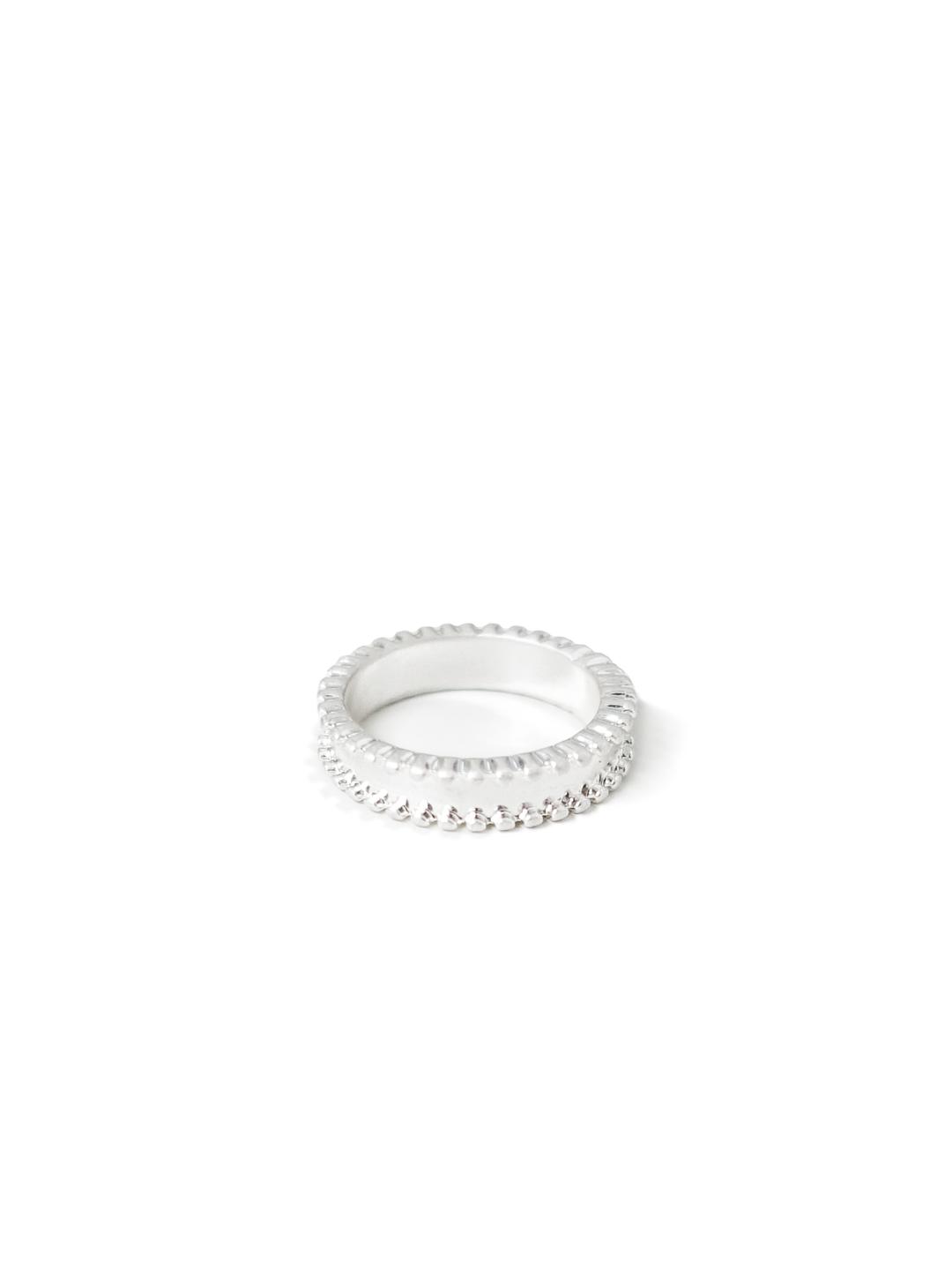 sawtooth ring